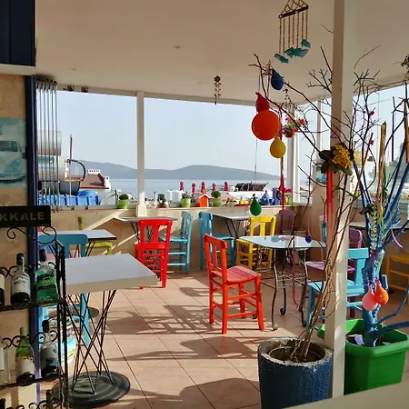 Can Hotel Отель 2*