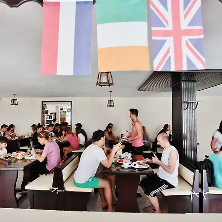 Отель Can Hotel 2*