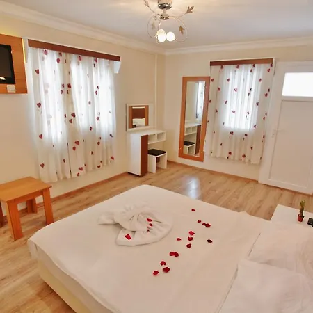 Отель Can Hotel Бодрум