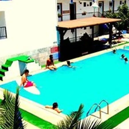 Отель Can Hotel 2*