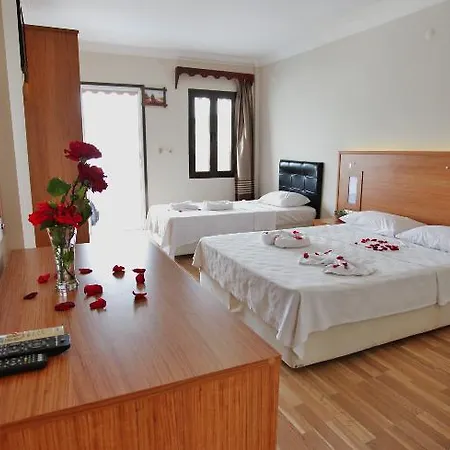 Can Hotel Otel 2*