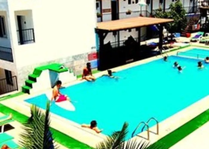 Otel Can Hotel 2*